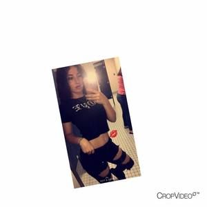 Meet your Posher, Julianna